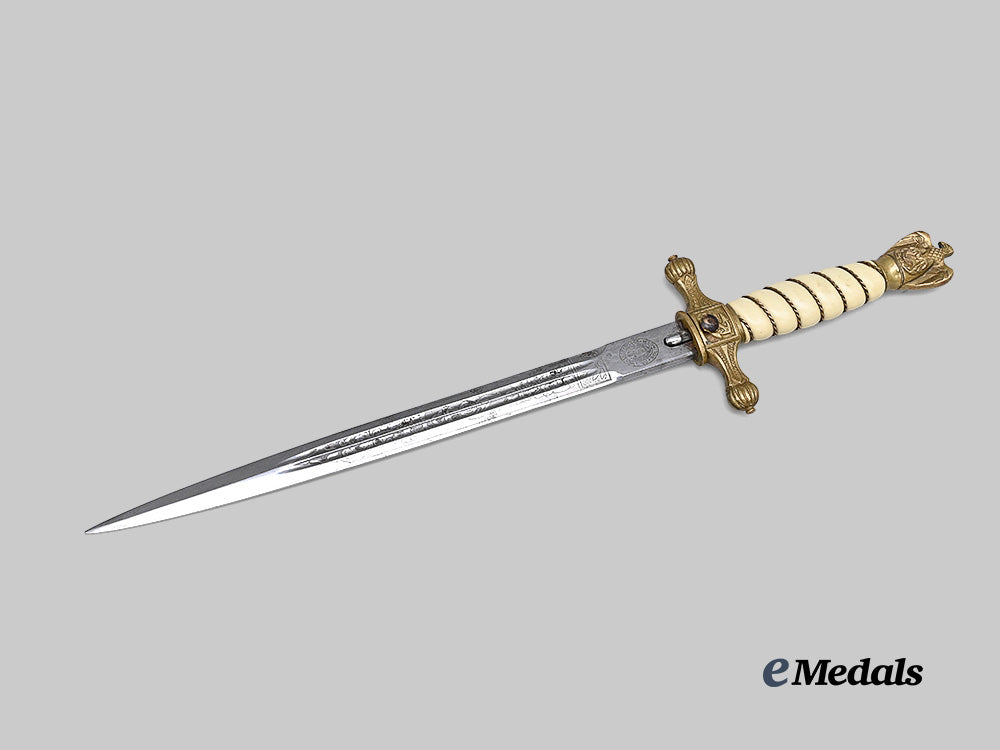 germany,_kriegsmarine._an_officer’s_dress_dagger,_refurbished_example,_by_paul_weyersberg&_co._e_medals__g62656_4