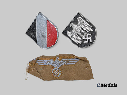 germany,_heer._a_lot_of_tropical_headgear_insignia_for_enlisted_ranks_e_medals__g62614_2