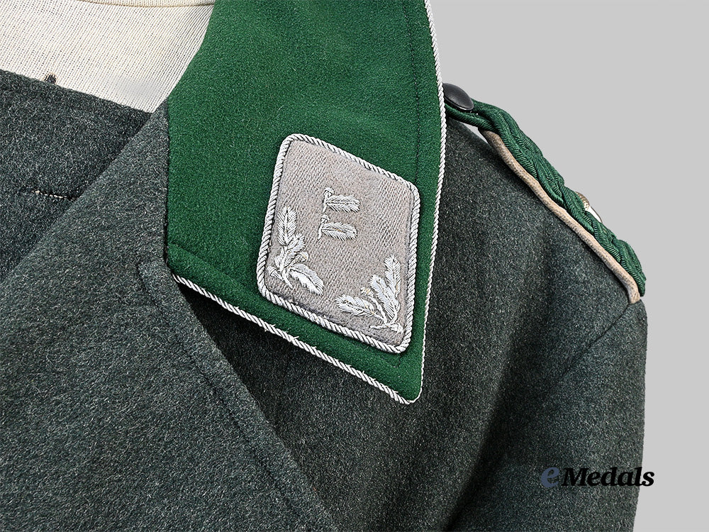 germany,_third_reich._a_state_forestry_service_greatcoat_for_officer_ranks_e_medals__g62653_11
