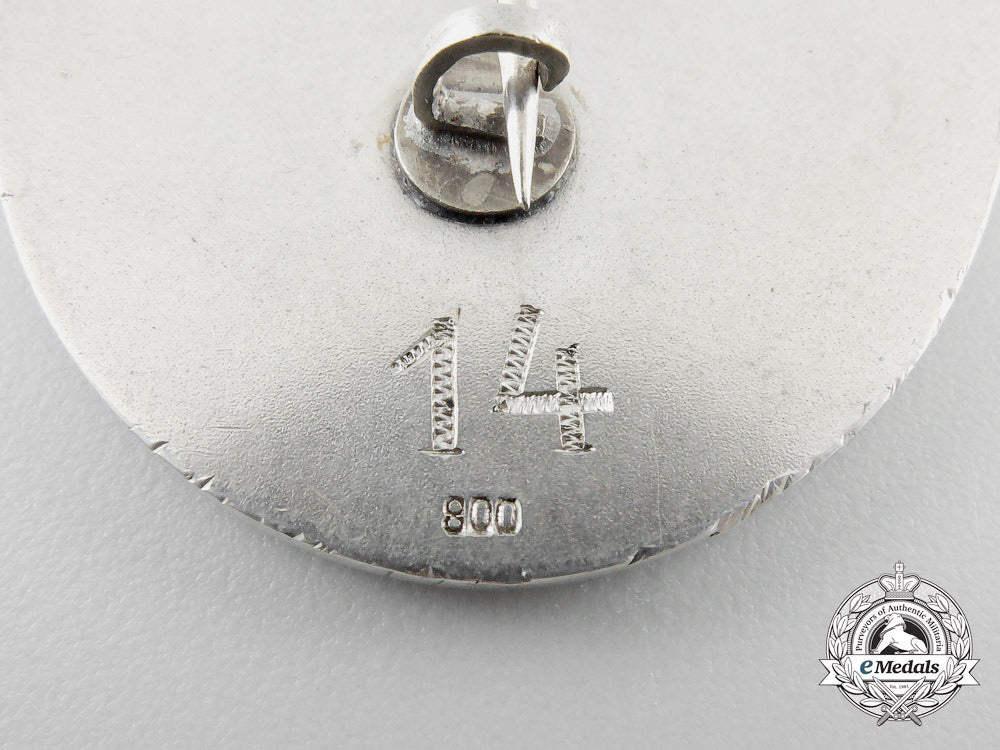 germany,_kriegsmarine._a_rare_elbe_river_boat_pilot_badge;_numbered_v_171_1_2