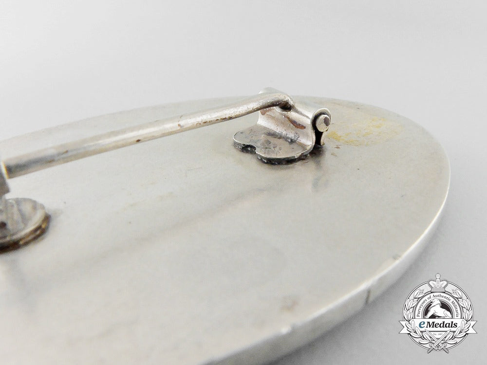 germany,_kriegsmarine._a_rare_elbe_river_boat_pilot_badge;_numbered_v_174_1_2
