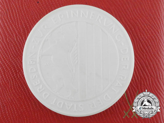 a_dresden_city_council_award_with_case_v_347