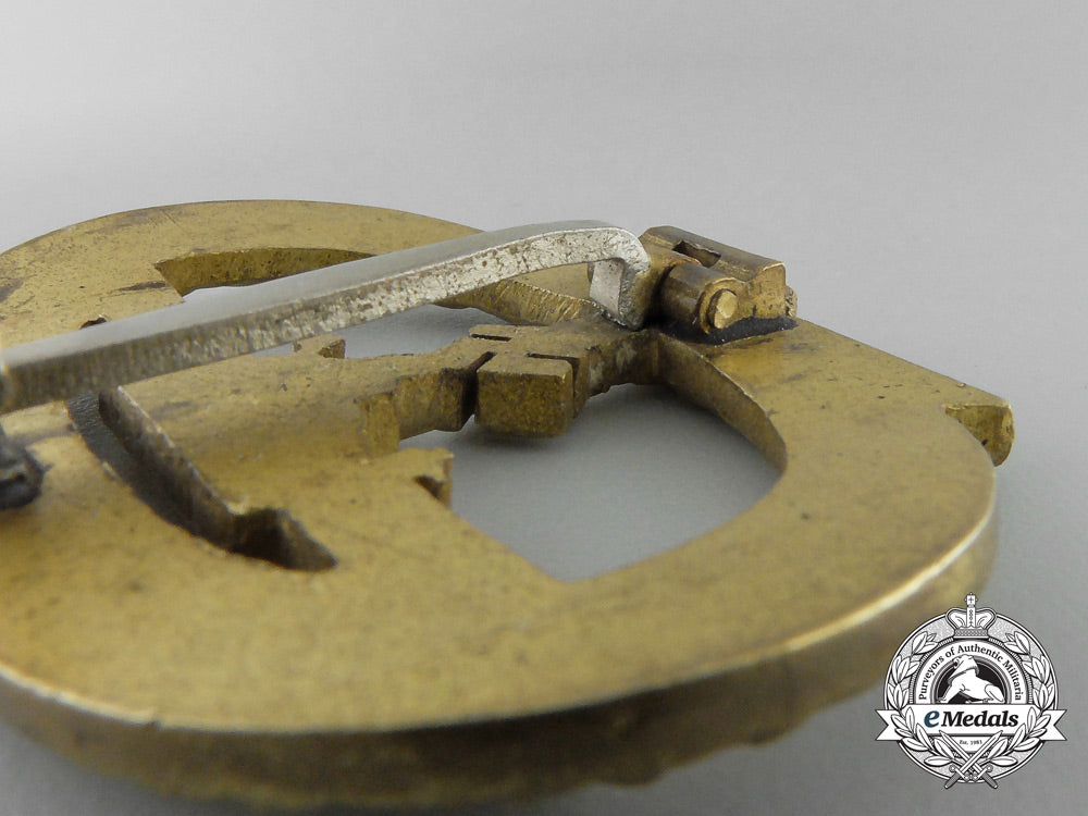 a_mint_kriegsmarine_submarine_war_badge_by_schwerin_v_442