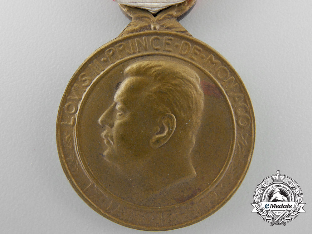 a_medal_of_labour_of_monaco;_bronze_grade_v_489