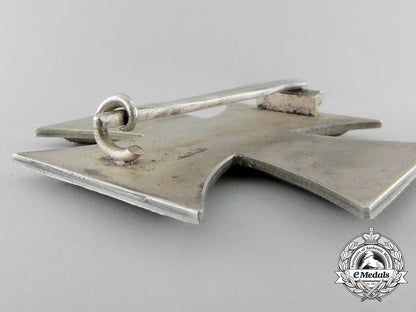 an_iron_cross_first_class1939_with_case_v_963