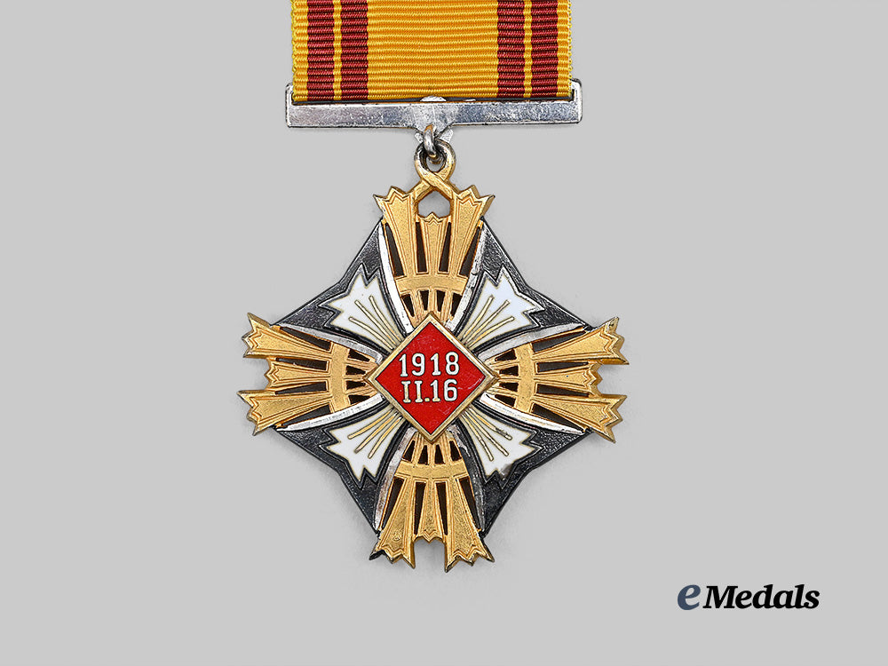 lithuania,_republic._an_order_of_the_grand_duke_gediminas,_v_class_e_medals__e_u24414_5