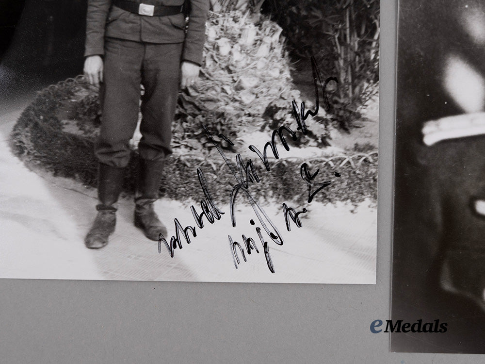 germany,_third_reich._a_lot_of_post-_war_signed_knight’s_cross_winner_photographs_e_medals__g62080_4