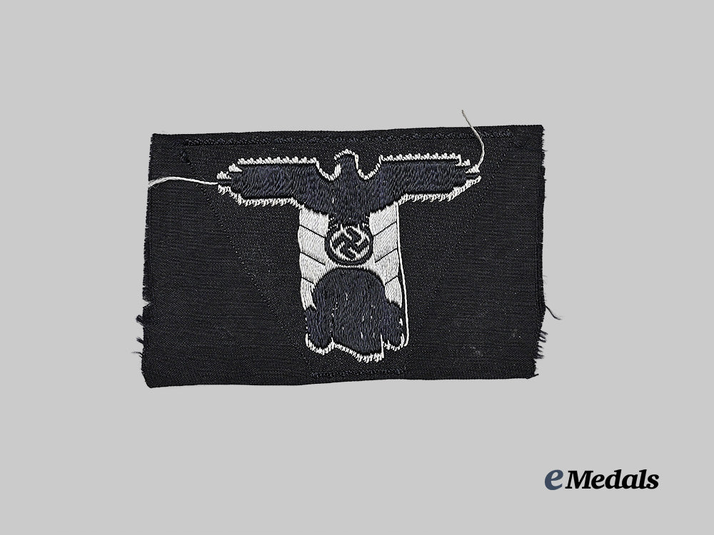 germany,_s_s._a_mint_waffen-_s_s_panzer_troops_m43_cap_insignia,_by_ewald_vorsteher_e_medals__g62973_3
