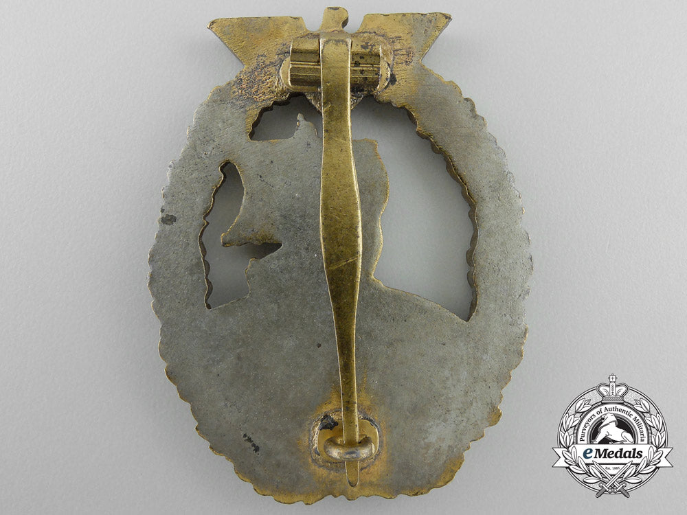 a_kriegsmarine_auxiliary_cruiser_badge_w_093