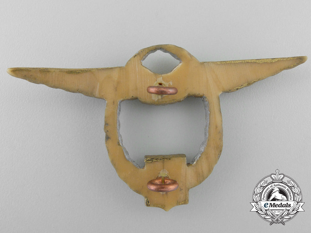 czechoslovakia._a_first_war_imperial_cavalry_badge_w_099_1