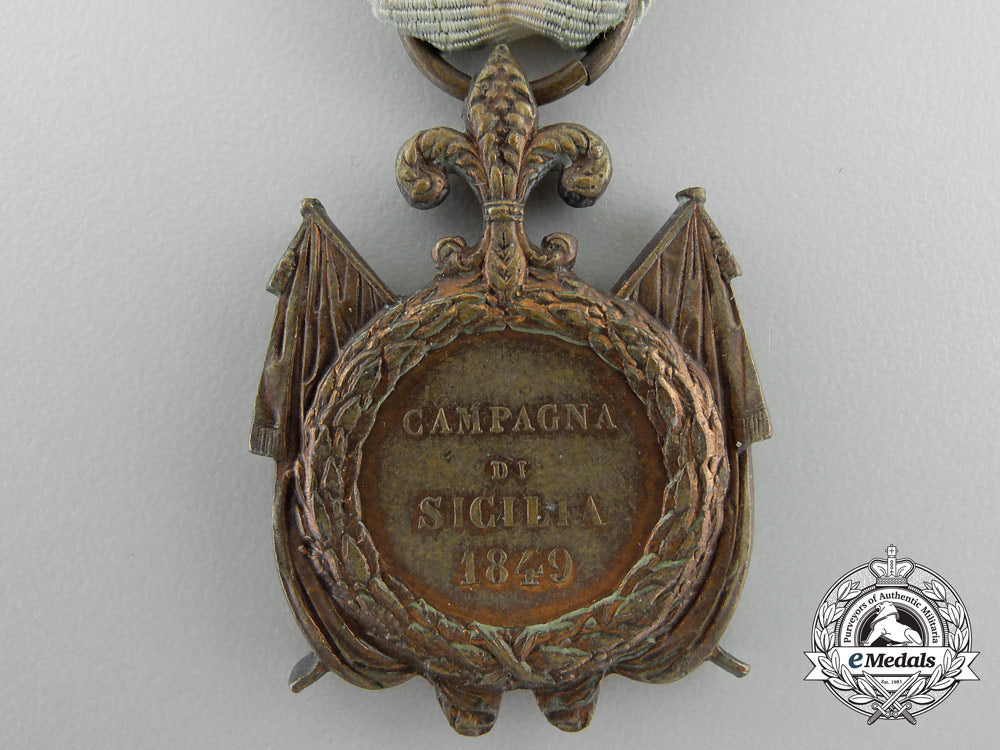 italy,_kingdom_of_two_sicily._a_medal_for_the_sicily_campaign_in1849_w_108_1