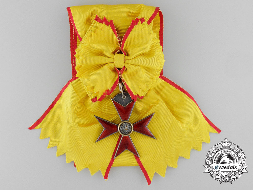 mecklenburg-_schwerin,_grand_duchy._an_order_of_the_griffin,_grand_cross,_by_h._rose,_schwerin,_c.1900_w_148_1_1