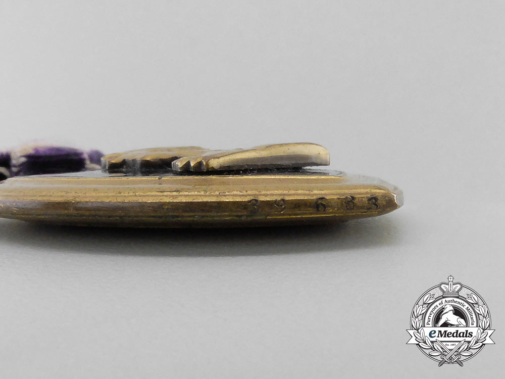 a_second_war_american_purple_heart_to_gordon_p._johnson_w_220