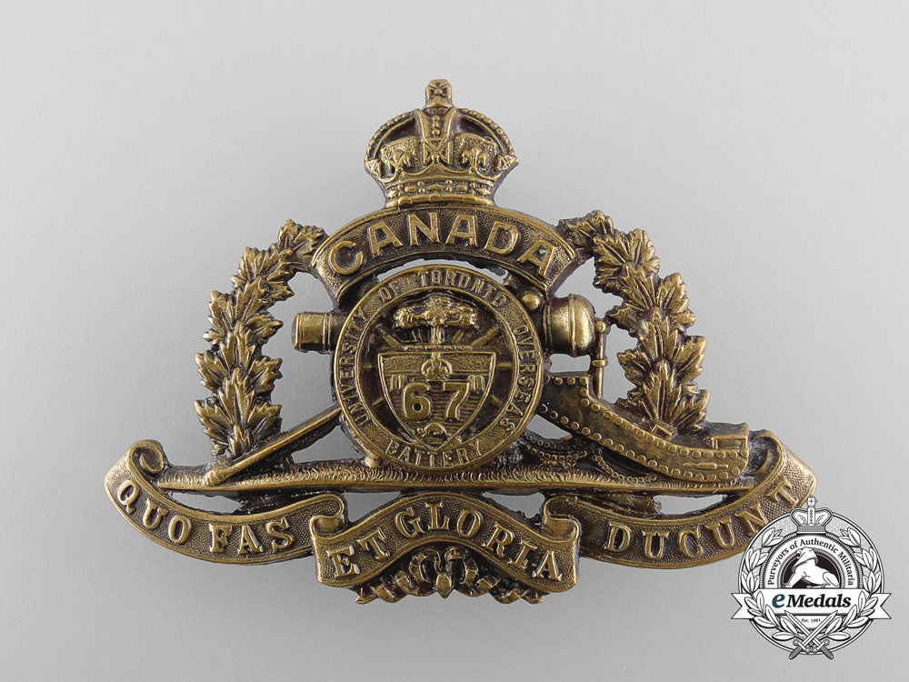 a_first_war67_th_university_of_toronto_overseas_field_battery_cap_badge,_w_467