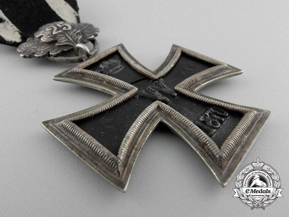 an_iron_cross2_nd_class1870_with_twenty-_five_year_oak_leaves_clasp_w_556