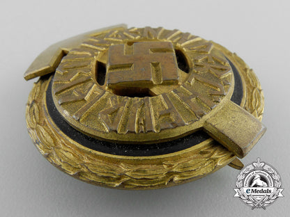 an_hj_golden_leaders_sports_badge_by_gustav_brehmer_w_713