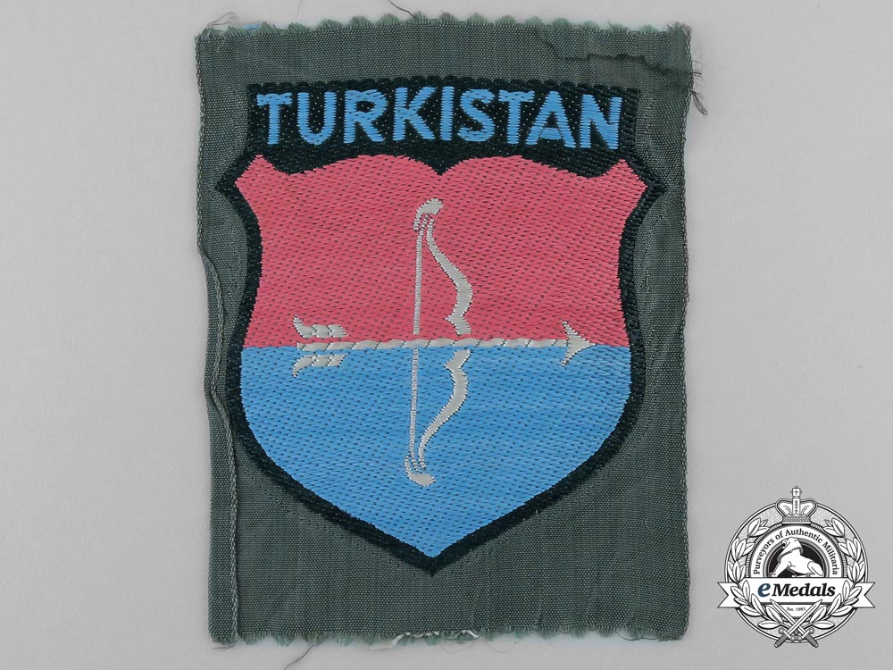 a_german_army_turkistan_volunteers_sleeve_shield(_turkistan_landeschilde)_w_739