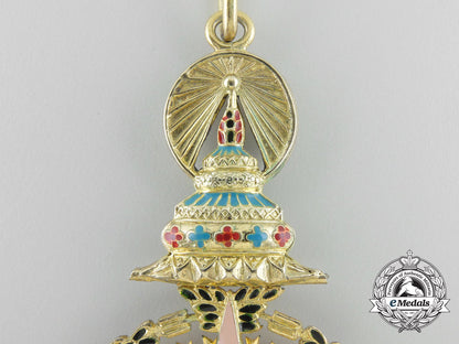 thailand,_kingdom._a_most_illustrious_order_of_chula_chom_klao_in_gold,_grand_cross_badge_w_859_1