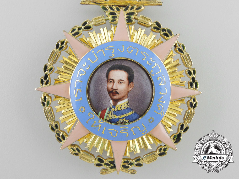 thailand,_kingdom._a_most_illustrious_order_of_chula_chom_klao_in_gold,_grand_cross_badge_w_860_1