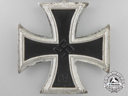 an_iron_cross_second_class1939;_schinkel_version_by_w._deumer_w_980
