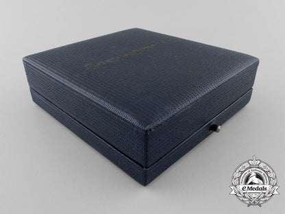 a_luftwaffe_pilot’s_badge_case_of_issue_w_988