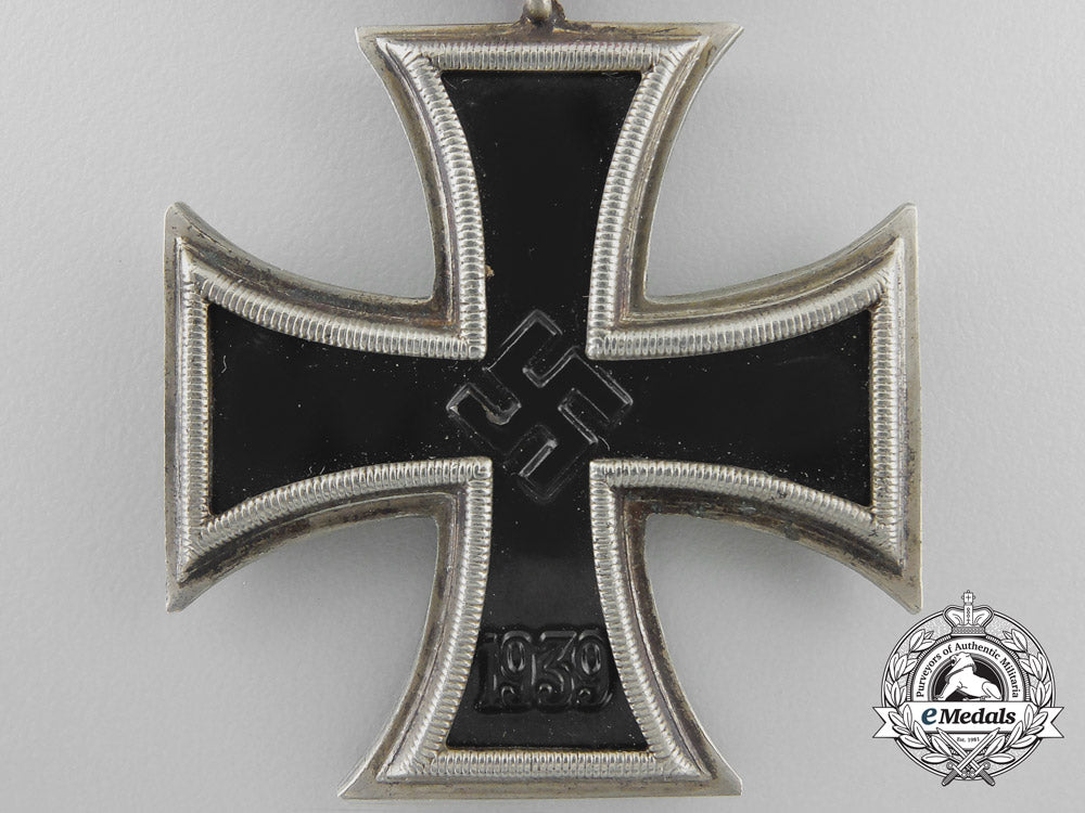 an_iron_cross_second_class1939;_schinkel_version_by_meybauer_w_992