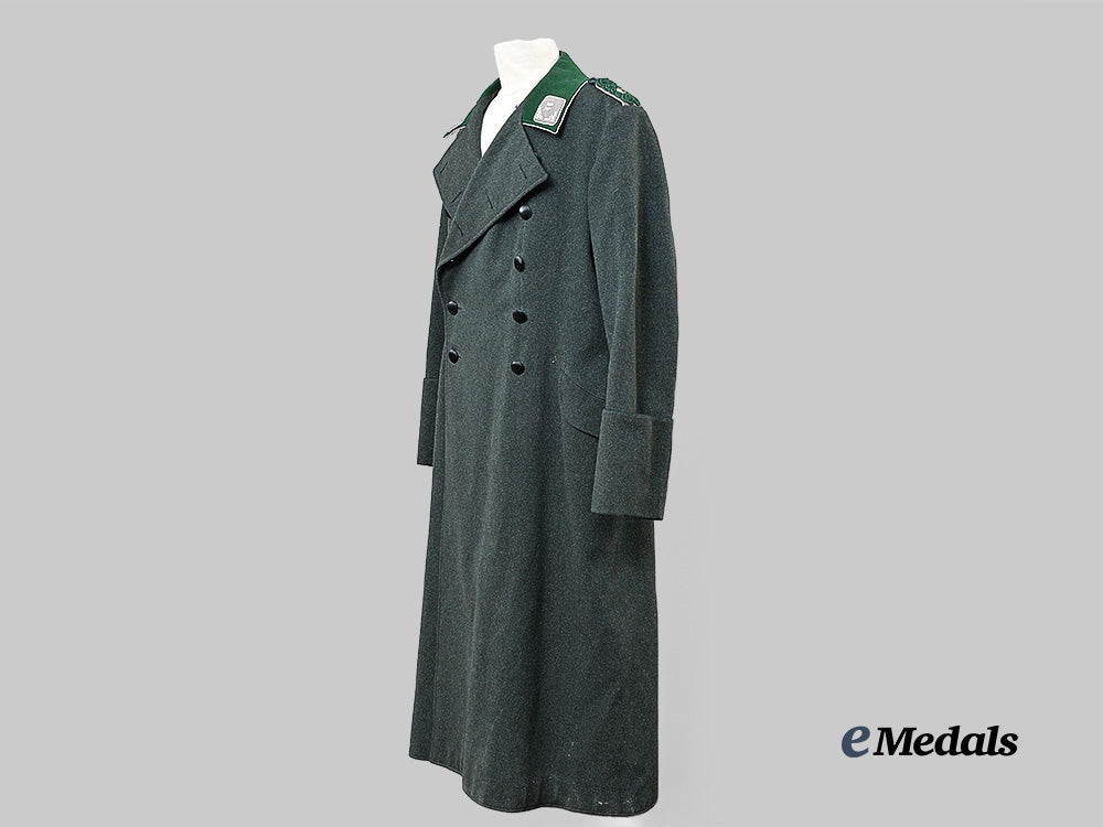 germany,_third_reich._a_state_forestry_service_greatcoat_for_officer_ranks_e_medals__g62653_4