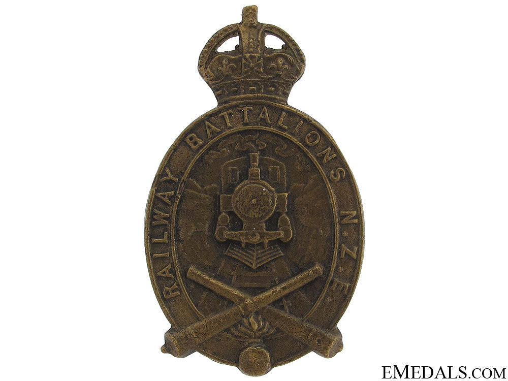 wwi_nz_railway_engineer_battalion_cap_badge_wwi_nz_railway_e_51a9f74ae6f96