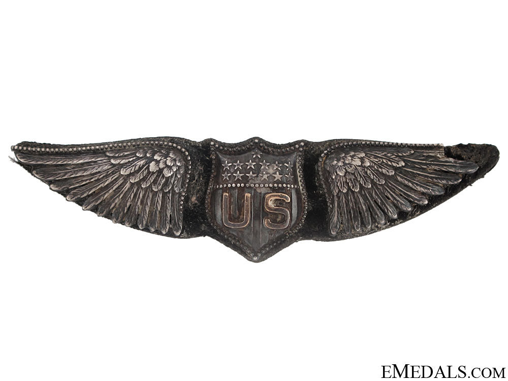 wwi_us_air_service_pilot_wing,_dallas_type,_by_bb&_b_wwi_us_air_servi_505b770c1d584