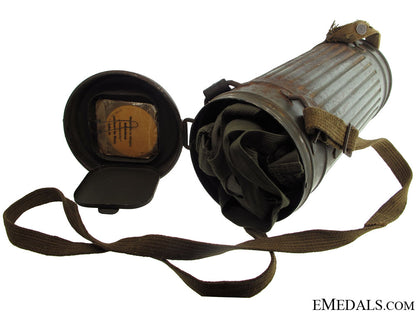 wwii_german_m30_gas_mask_wwii_german_m30__5150768d01711
