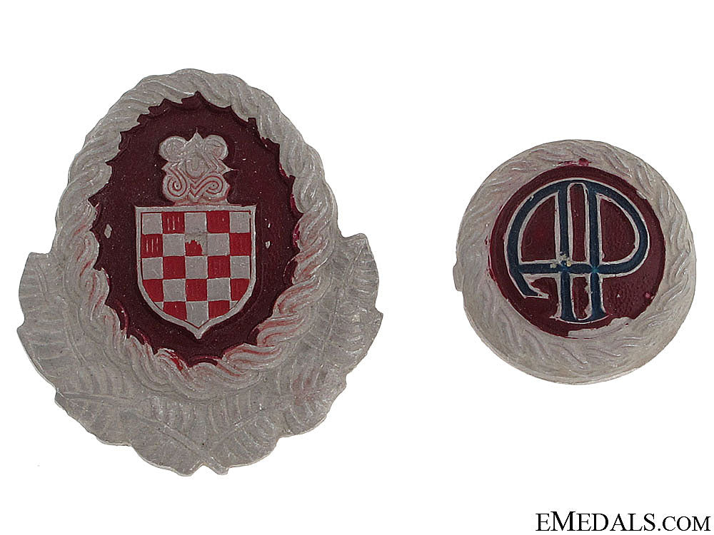 wwii_officer's_cap_badges_wwii_officer_s_c_5124fd612f114