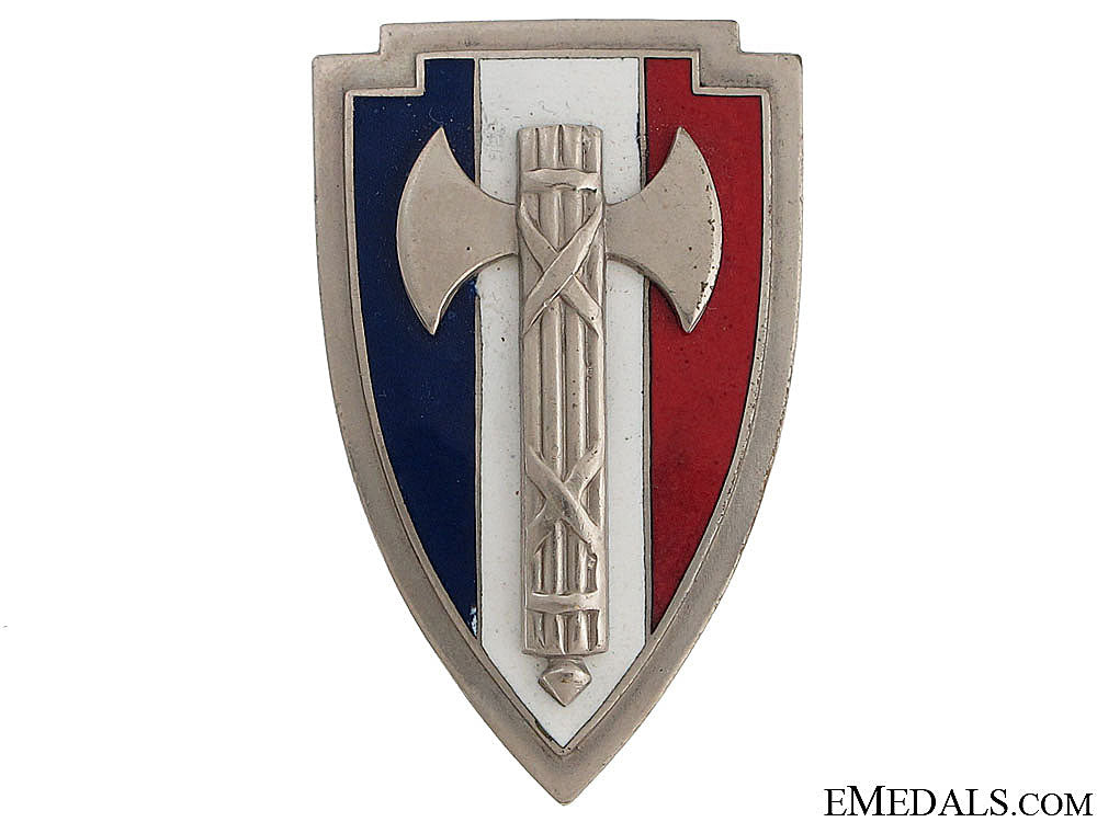 wwii_period_french_fascist_badge_wwii_period_fren_5138b5db48854