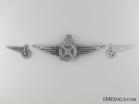 wwii_railway_insignia:_cap_badge_and_collar_tabs_wwii_railway_ins_52f900b830f78