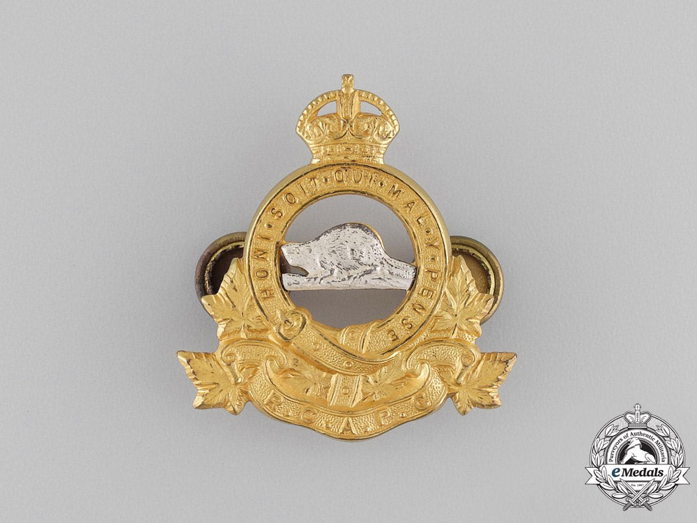 wwii_royal_canadian_army_pay_corps(_rcapc)_officer's_cap_badge_wwii_royal_canad_542ab048483c6_1