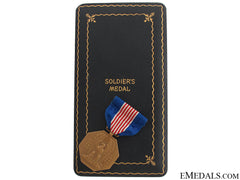 Wwii Soldiers Medal For Valor