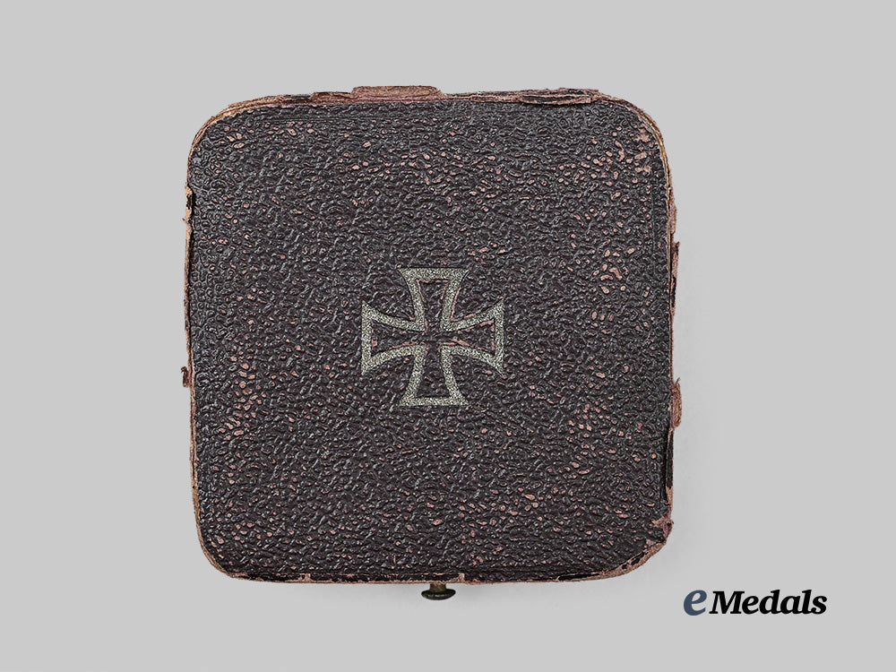germany,_imperial._a1914_iron_cross_i_class,_by_carl_dillenius,_with_case_e_medals__g61775_2