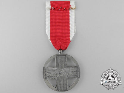 a_german_red_cross_medal_x_445_1