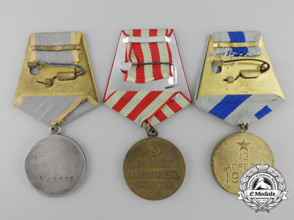 three_soviet_russian_medals&_awards_x_666
