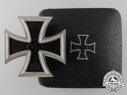 a_mint_iron_cross_first_class1939_with_case_x_742_1