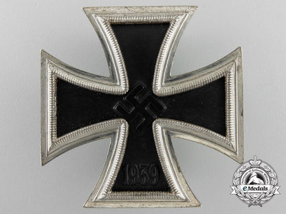 a_mint_iron_cross_first_class1939_with_case_x_745_1