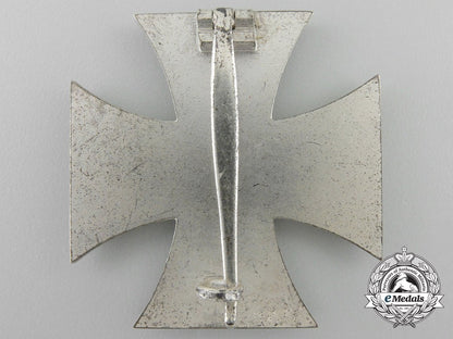 a_mint_iron_cross_first_class1939_with_case_x_746_1