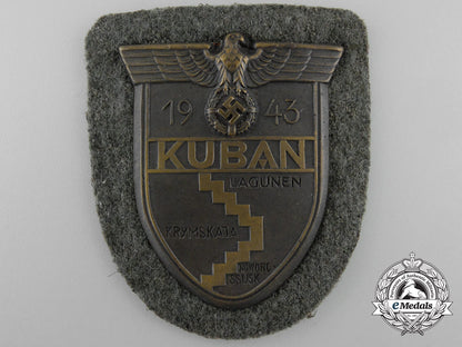 a_mint_army_issued_kuban_shield_x_757