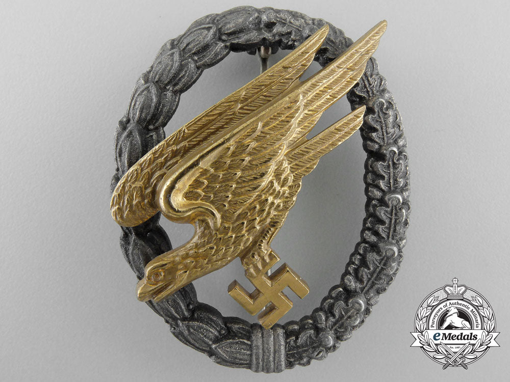 a_luftwaffe_fallschirmjäger_badge_by_gebrüder_wegerhoff,_lüdenscheid_x_786