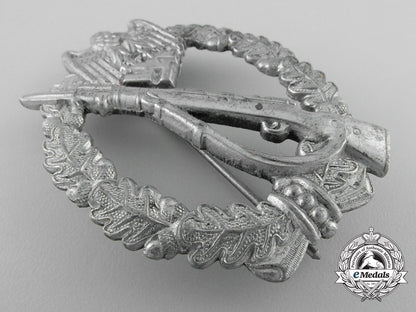 a_mint_silver_grade_infantry_assault_badge_x_825
