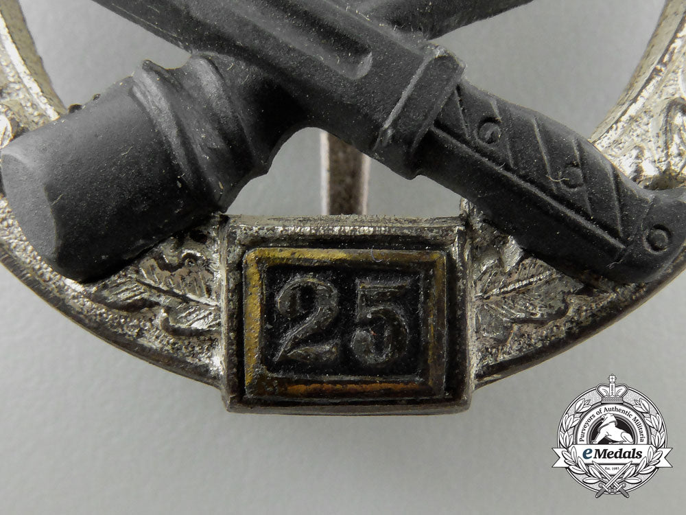 a_special_grade_assault_badge;_grade_ii(25)_by_josef_feix_söhne,_gablonz_x_831