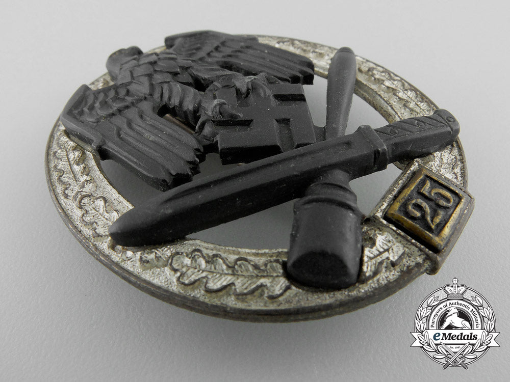 a_special_grade_assault_badge;_grade_ii(25)_by_josef_feix_söhne,_gablonz_x_833