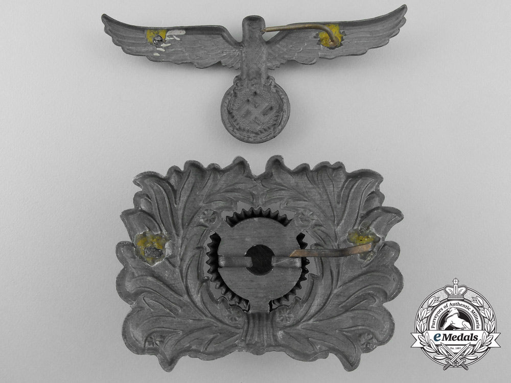 a_set_of_customs_official_headgear_insignia_x_918