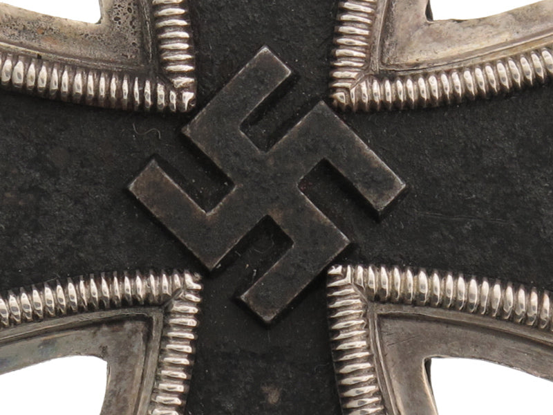 knight’s_cross_of_the_iron_cross_xp117001