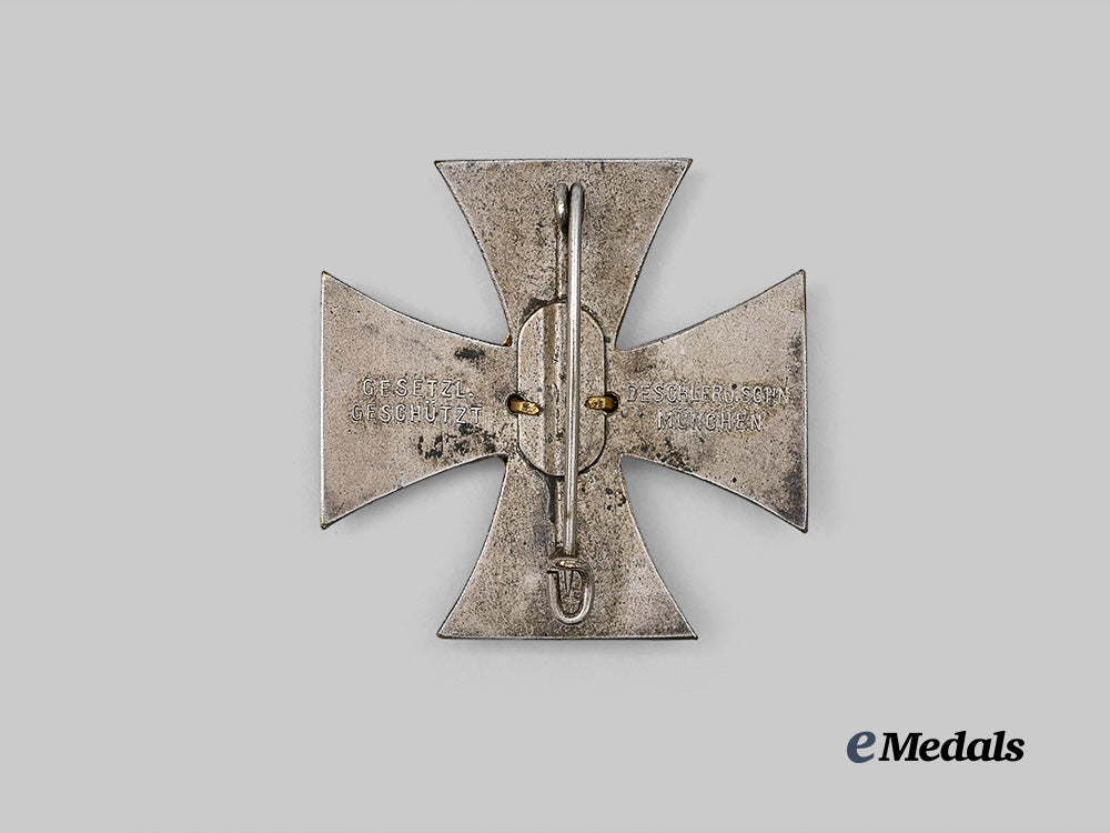 germany,_weimar_republic._a_fkb(_front_fighter’s_league)_honour_cross_e_medals__g61780_3