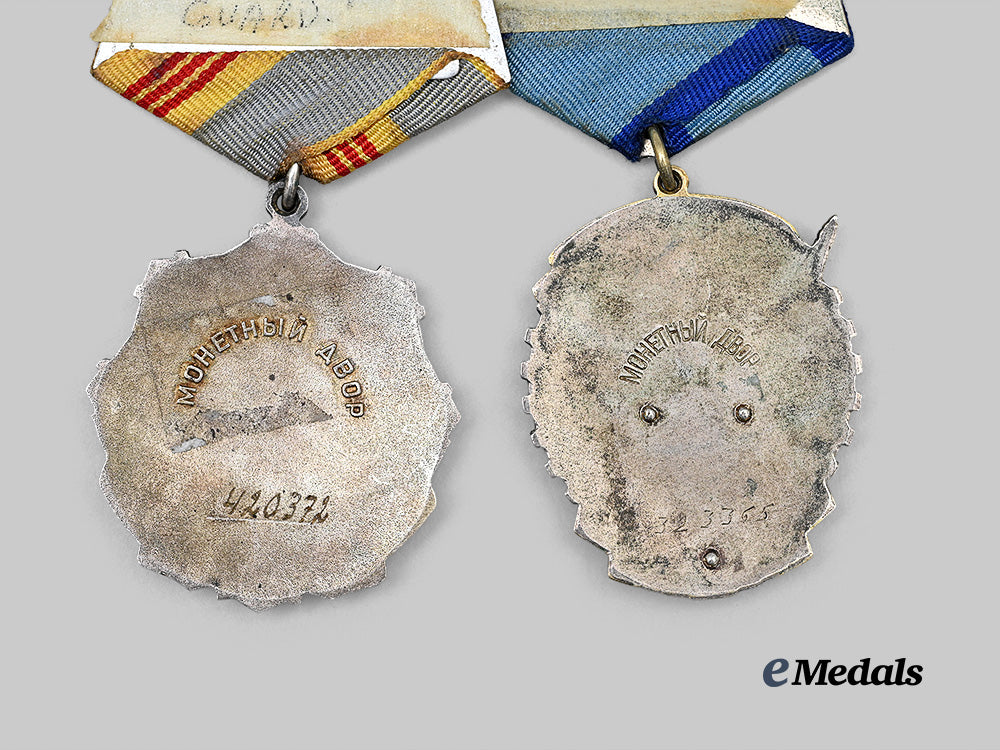 russia,_soviet_union._a_pair_of_orders_for_labour_merit_e_medals__e_u24459_5